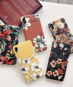 Retro flower phone case