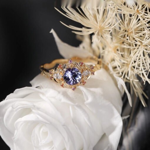Women's Mid-ancient Carved Gold Flash Diamond Gold Blue Spot Drill Zircon Ring - Bild 2