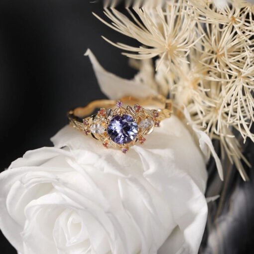 Women's Mid-ancient Carved Gold Flash Diamond Gold Blue Spot Drill Zircon Ring - Bild 5