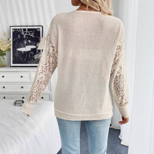 Elegant Women's Solid Color V-neck Lace Stitching Long Sleeve T-shirt - Image 4