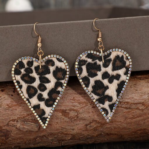 New Retro Style Valentine's Day Leopard Diamond Love Heart Earrings - Image 5